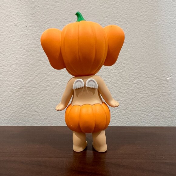 Sonny Angel Pumpkin Patch Series Elephant Halloween 2025 - Picture 3 of 3